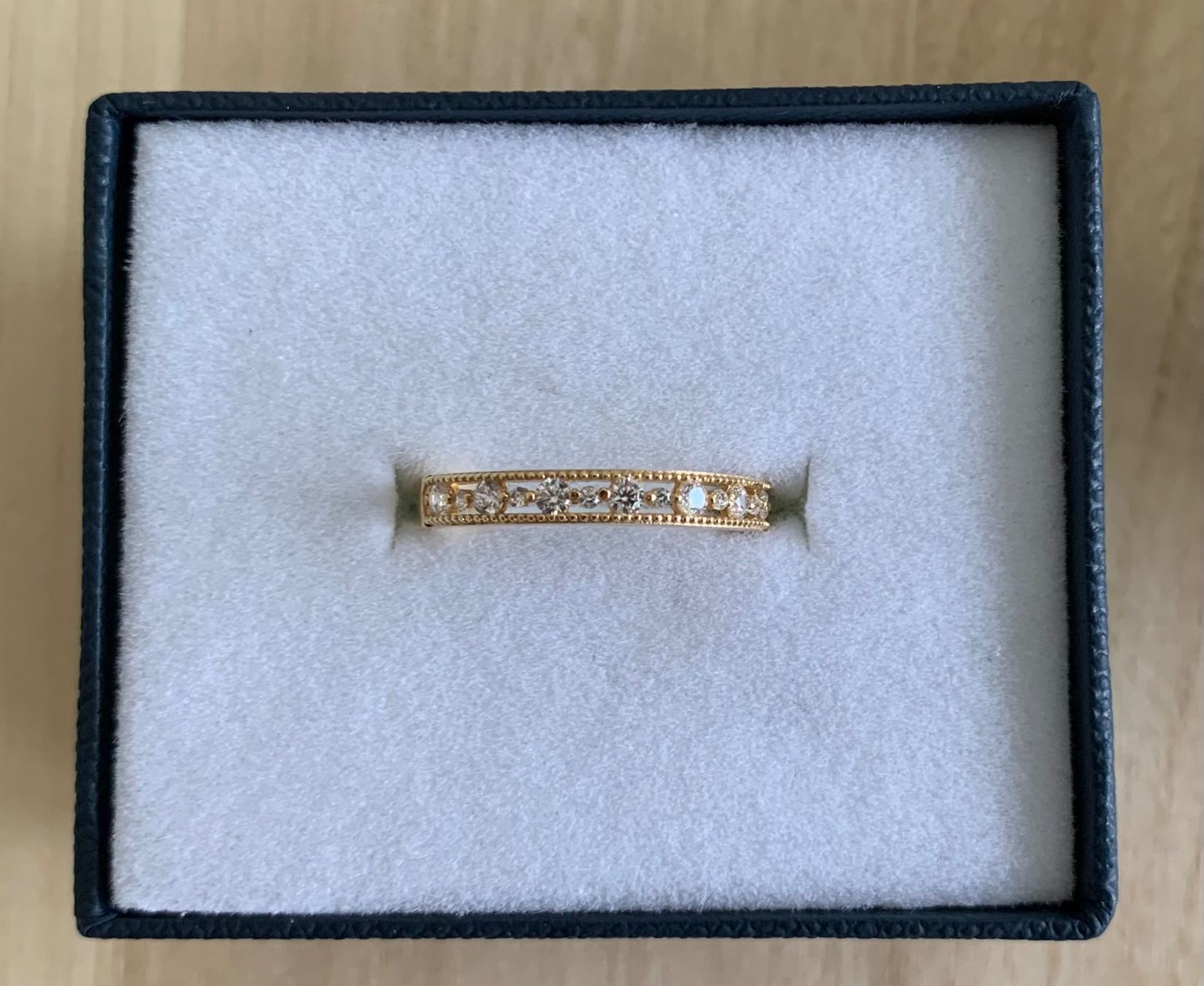 Anelli: Fingerring gelbgold 750 / gr. 52 – Nuovo e nell'imballaggio originale da Jenins venduto da lli_d9mk 1