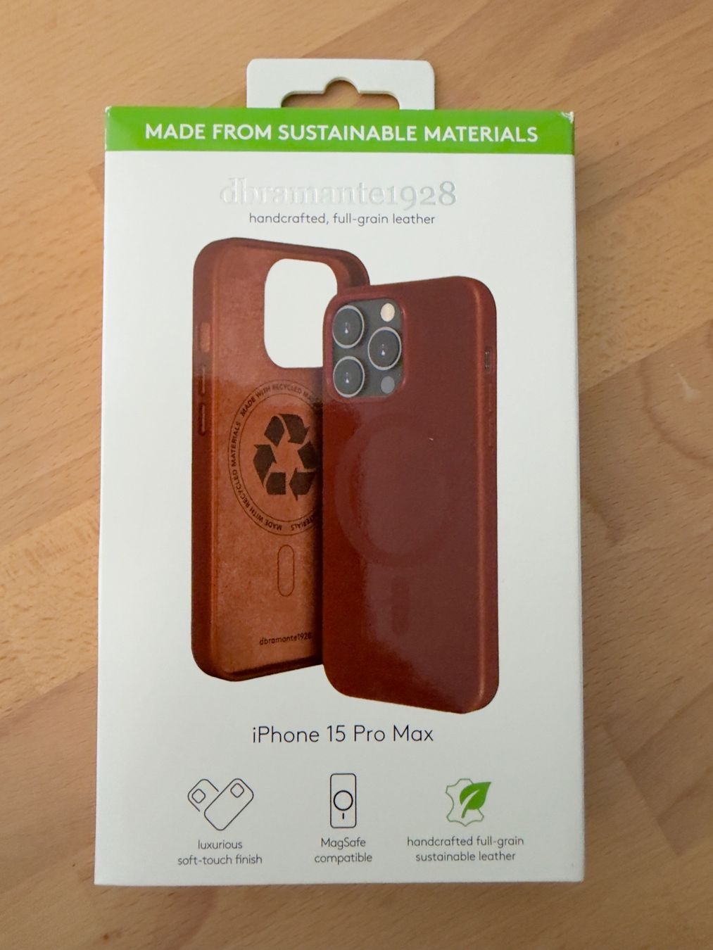 Cover & Protezioni schermo: iPhone 15 Pro Max Leder Hülle (dbramante1928) – Nuovo e nell'imballaggio originale da Besazio venduto da DOC93