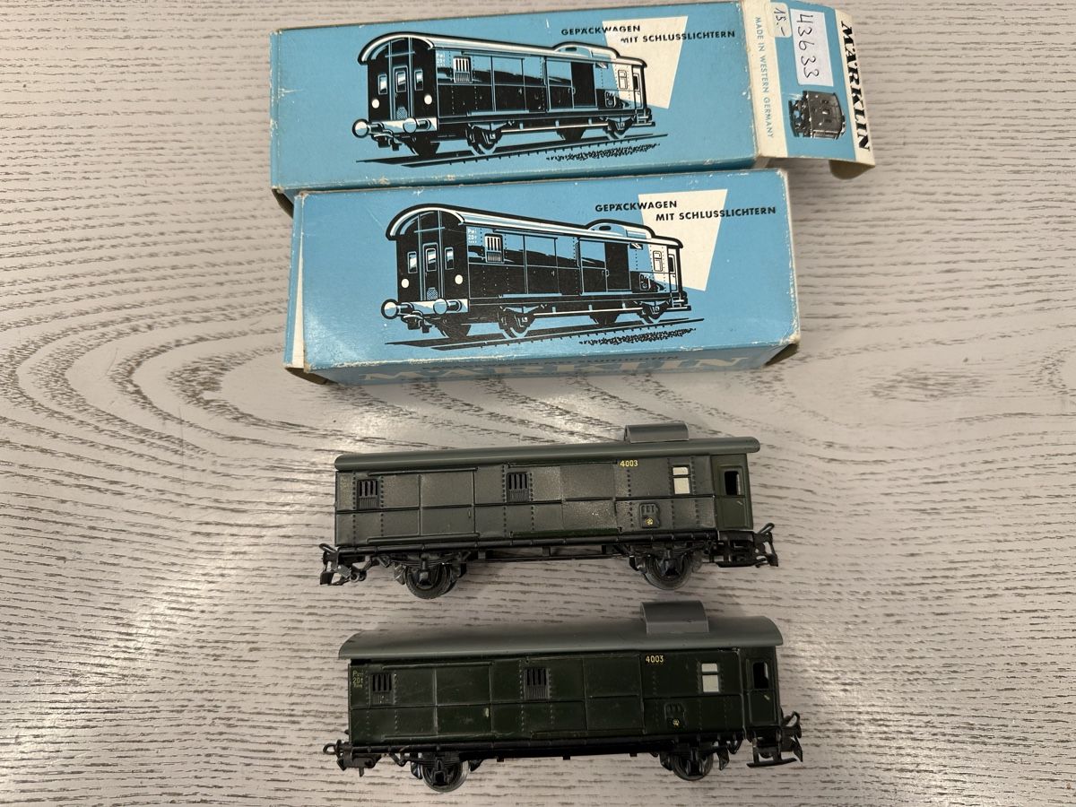 Märklin Modellini di ferrovie: Märklin 2x 4003 DB Gepäckwagen – Usato da Lupsingen venduto da New-Haven 3