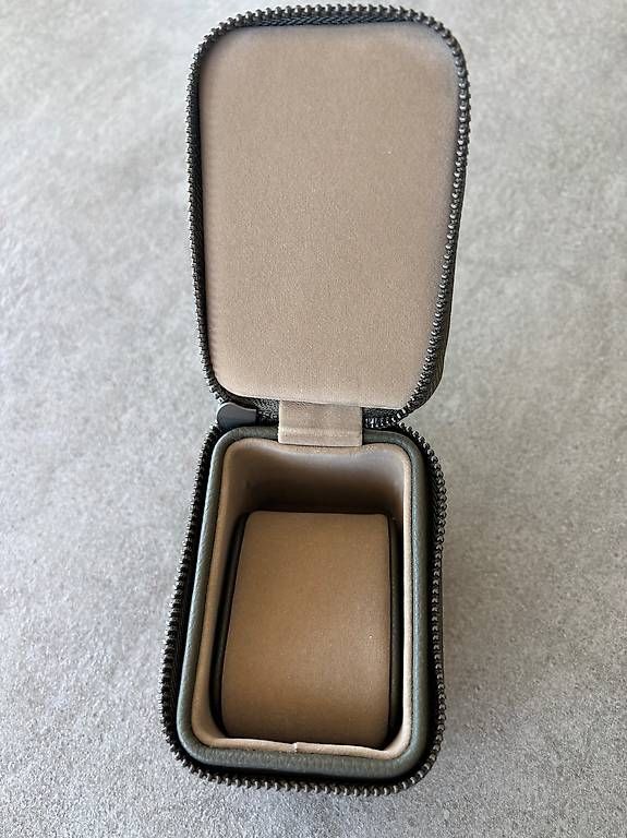 Uhrenboxen: Boîte pour ranger la montre – Gebraucht aus Chapelle-s-Moudon von vanesso 2