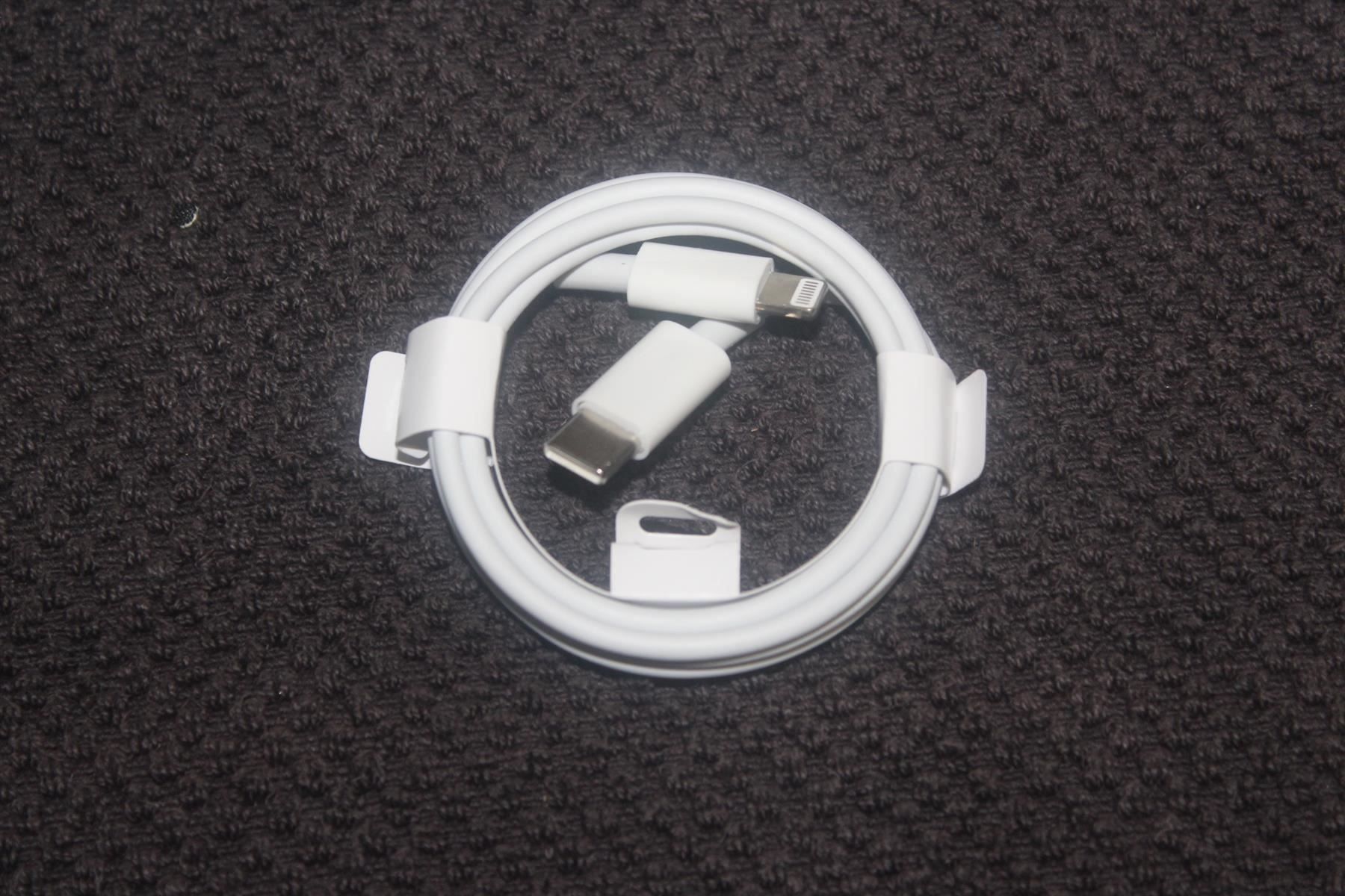 Cavi: 1meter USB C Tpy C Lighning iphone KABEL apple handy – Nuovo (secondo la descrizione) da Kirchdorf AG venduto da Apost008