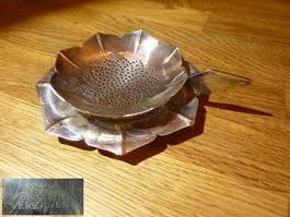 Teesieb SOLA hübsches Teesieb spezielle Form selten