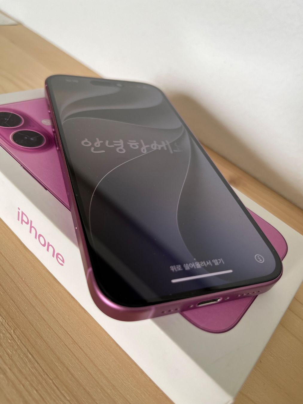 Apple Telefoni cellulari / Smartphones: Apple iPhone 16 defekt – Difettoso da Baden venduto da ell_57pj 3