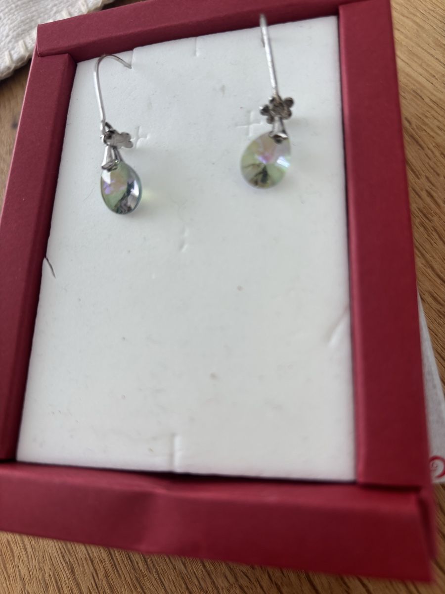 Swarovski Ohrringe & -stecker: Swarovski Ohrringe – Gebraucht aus Zug von Biki72