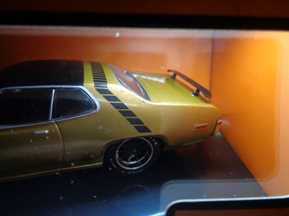Ixo 1:43 Classic Car Plymouth GTX Runner 1971 5