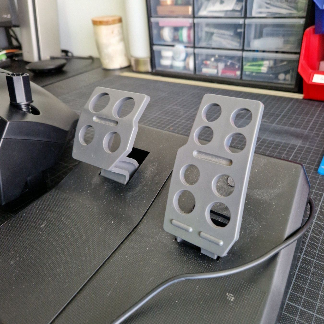 Logitech Manettes: Logitech Driving Force - Force Feedback PS2 OVP – D'occasion à Martigny par VisualPixel 4