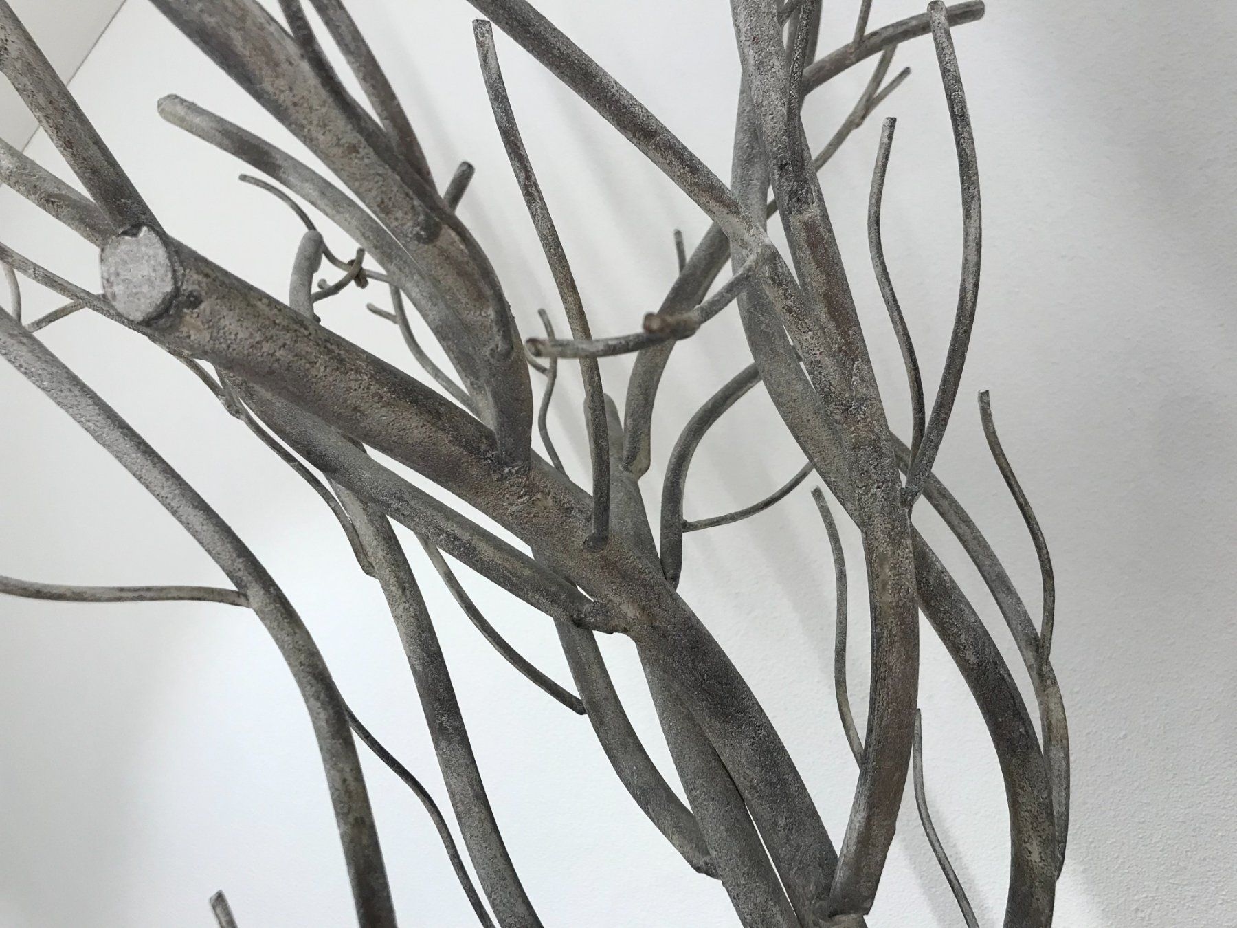 Guardaroba: Deko Baum Design Garderobe – Usato da Gersau venduto da pd-design-and-art 4