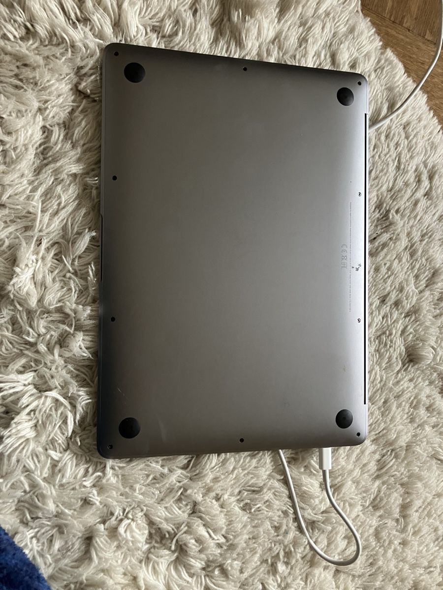 Apple Notebook: MacBook Air – Difettoso da Bern venduto da val_wr8h 4