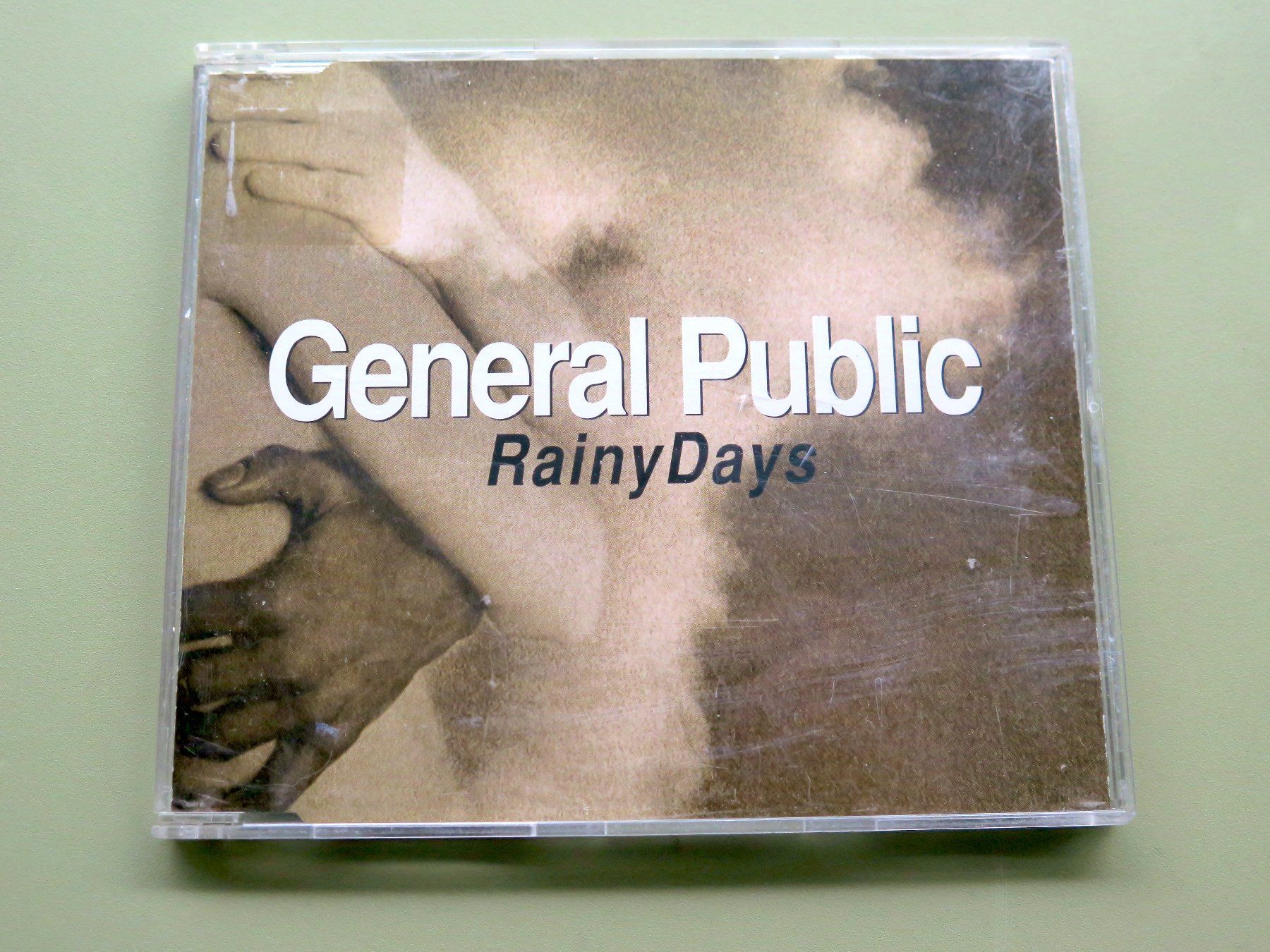 CD: CD-S GENERAL PUBLIC: Rainy days, 1995, 3 tracks – Usato da Bern venduto da Balzamico
