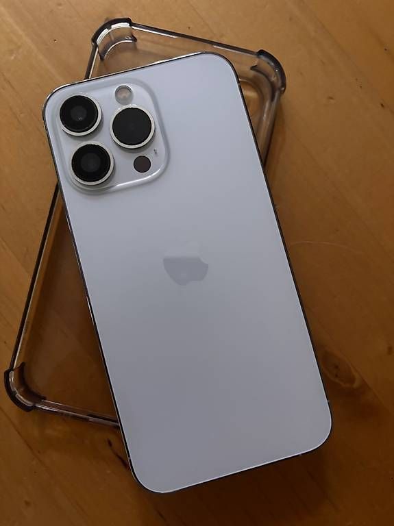 Telefoni cellulari / Smartphones: iPhone 13 Pro 256GB bianco  – Usato da Porza venduto da scapolo 1