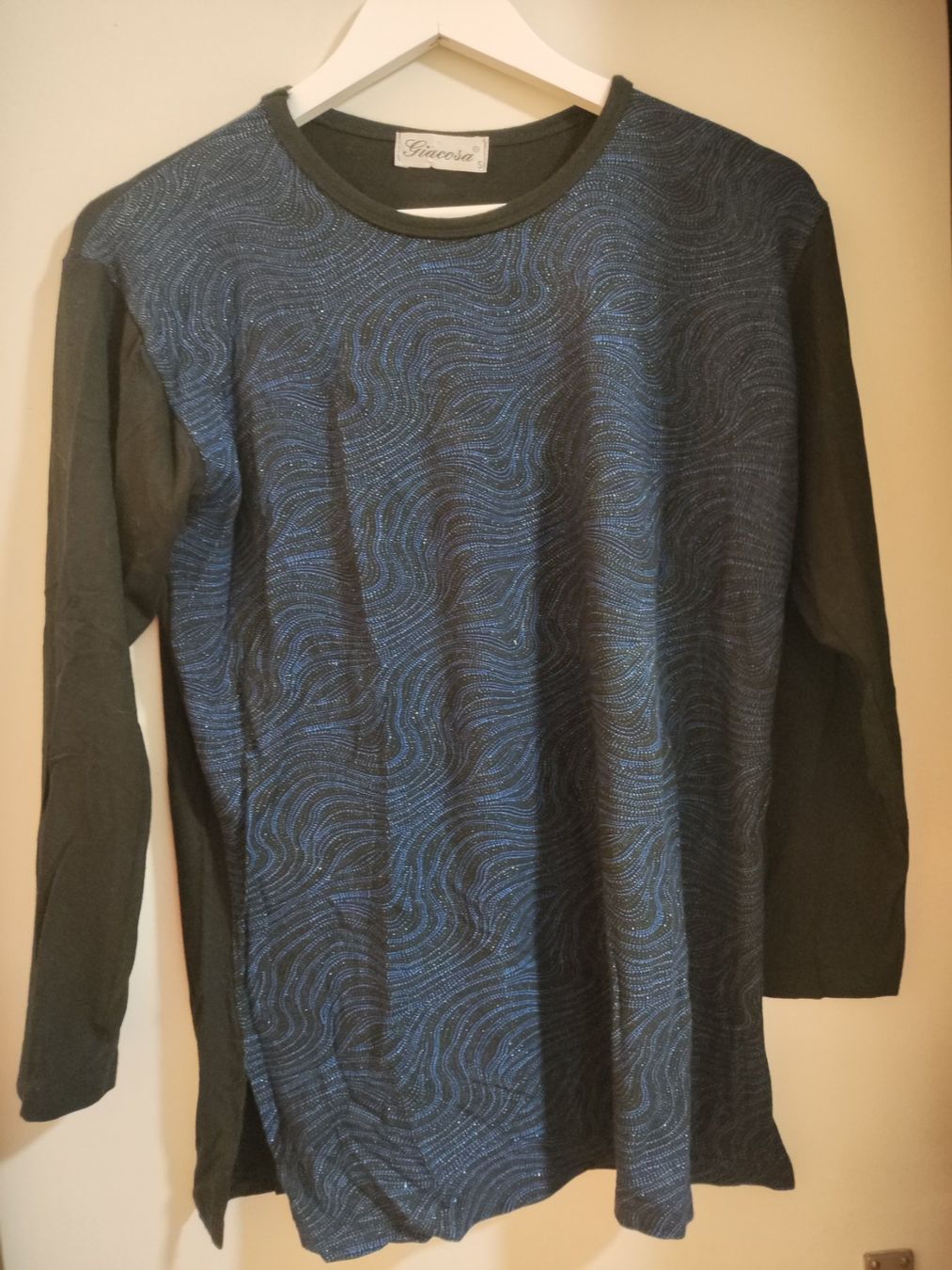 Maglioni & Felpe: Pullover mit Glitzer Giacosa M – Nuovo (secondo la descrizione) da Münchenbuchsee venduto da Cori1968