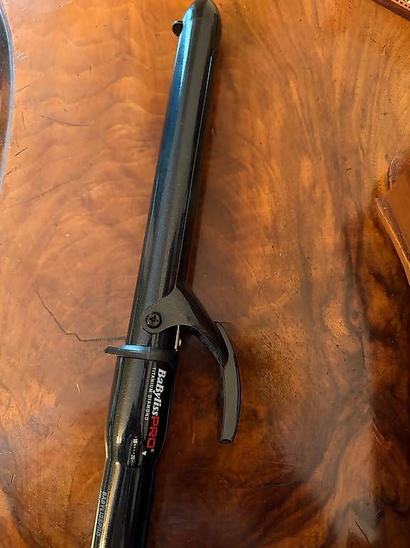 BaByliss Piastre & Arricciacapelli: Babyliss Pro Titanium Diamond 25mm Lockensta – Usato da Freienbach venduto da kar_t8yg