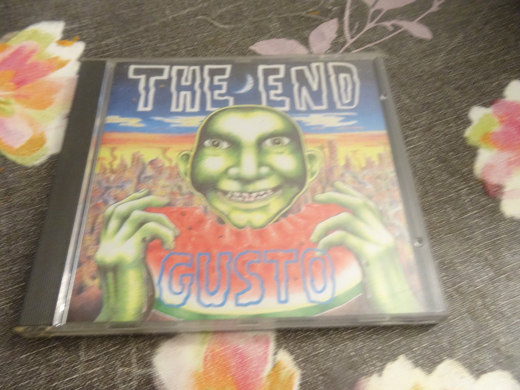 CDs: The End - Gusto CD – D'occasion à Olten par Disc-Ausverkauf