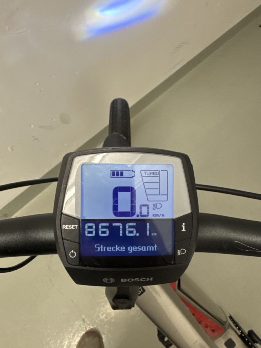 Bosch Vélos: Diamant E bike CX Bosch motor  – D'occasion à Zürich par arj_h9kc 2