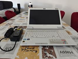 Laptop Toshiba Qosmio F750 