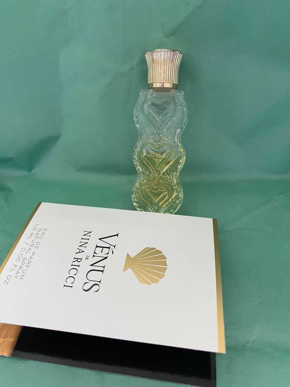 Nina Ricci Profumi & Eau de Toilette: Miniatures de parfums Nina Ricci – Usato da Bouveret venduto da wes_7zll 1
