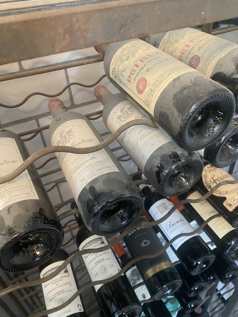 Scaffali: Weinregal verschliessbar, Stahl, Antik – Usato da Gossau SG venduto da Conrado1 7