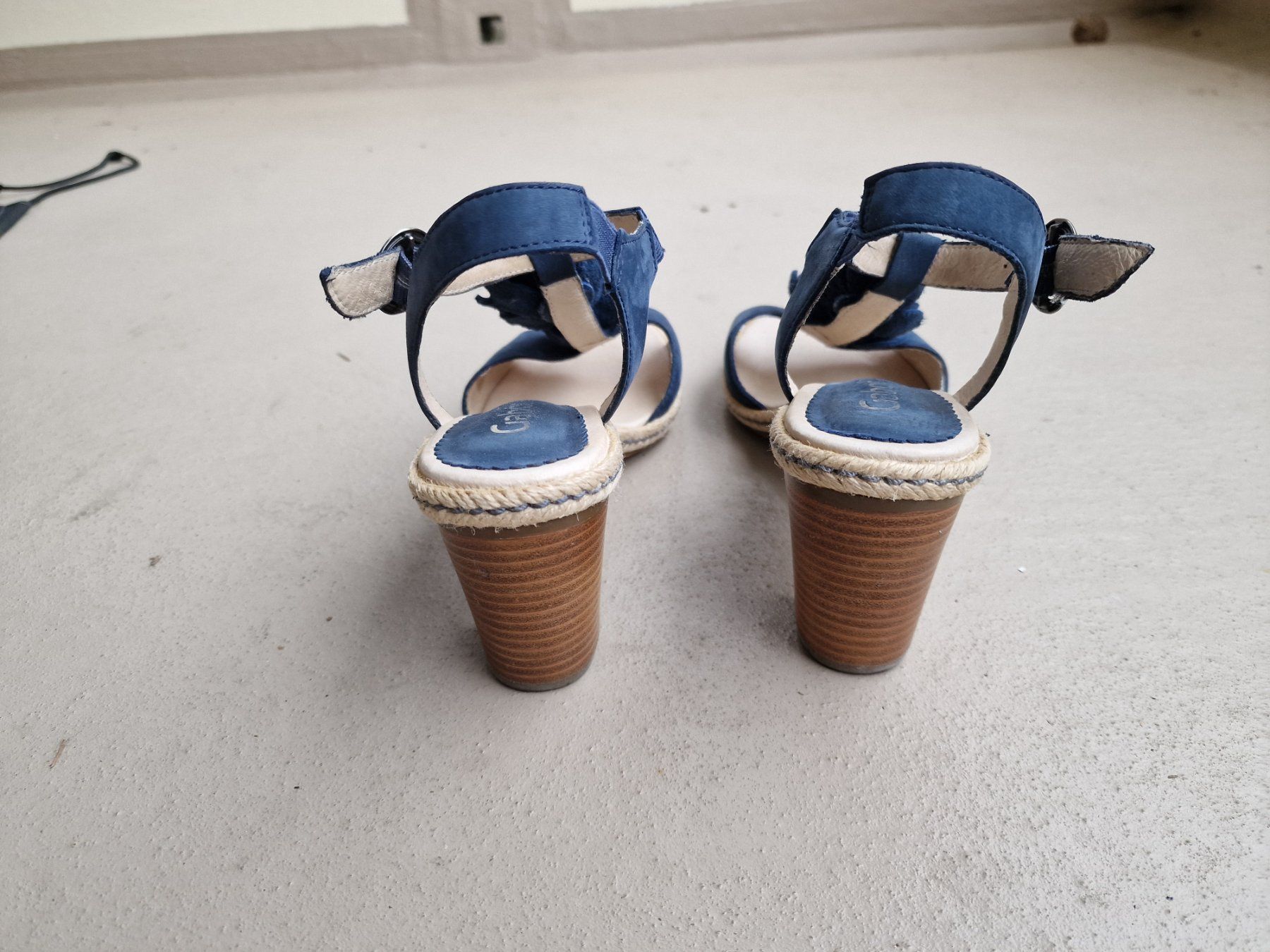 Gabor Scarpe da donna: Gabor Sandalen, dunkelblau, Gr. 40 – Usato da Bern venduto da dor_bps9 3