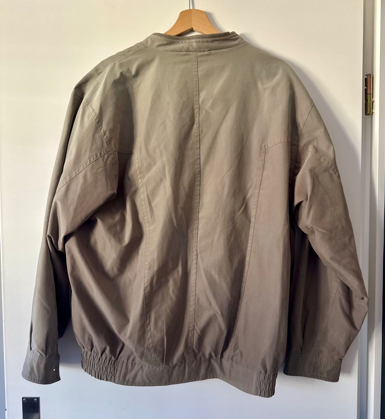 Vestes: Jacke – D'occasion à Bern par ACR12 3
