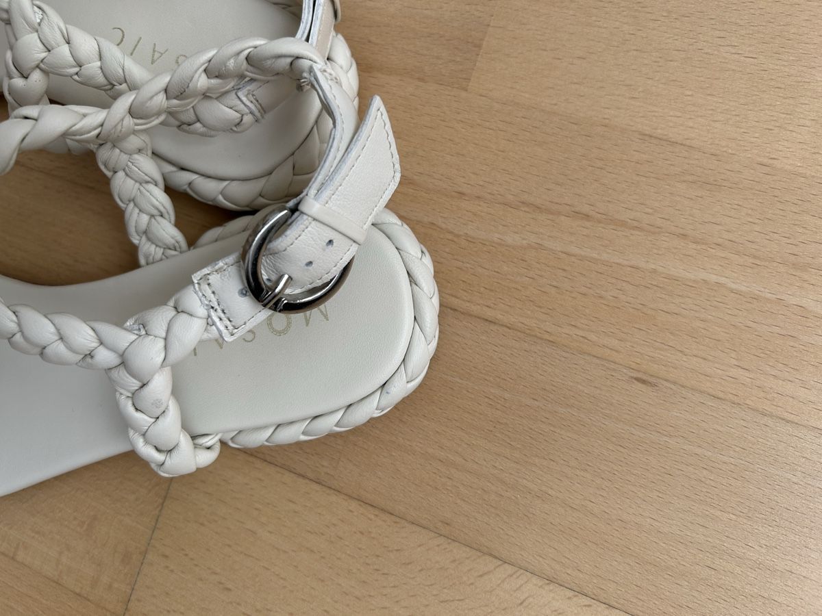 Scarpe da donna: Flip-Flop-Sandale écru Gr. 39 – Usato da Reinach BL venduto da meinstil 1