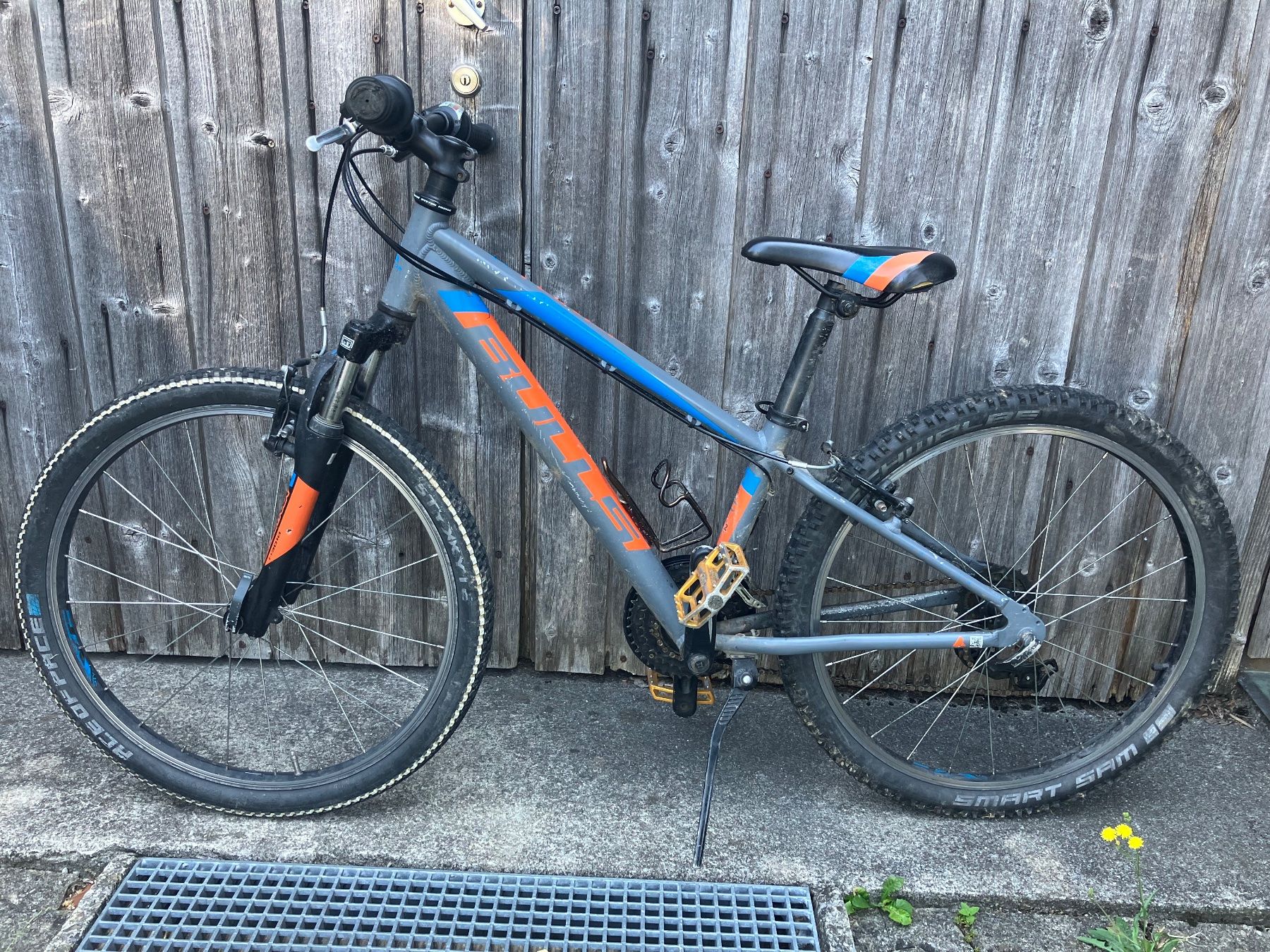 cube touring e-bike Cube Touring Hybrid Pro 625 Allroad E-Bike Generalüberholt verwendet E-Bike  – H&B Exclusive main image 0