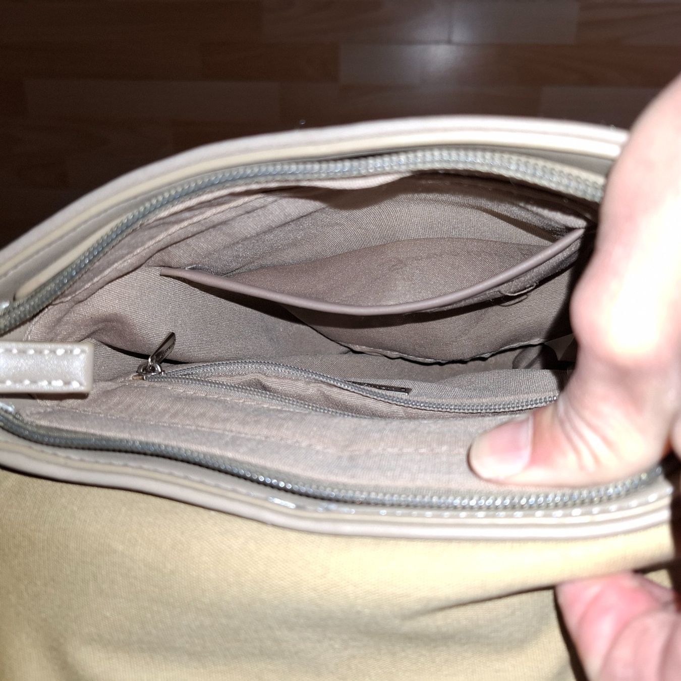 David Jones Zaini: Rucksack David Jones – Usato da st.gallen venduto da mona3 3