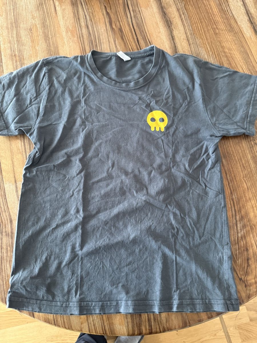 T-shirt: Cooles T-Shirt ab 10 – Usato da Zürich venduto da Mothai 2