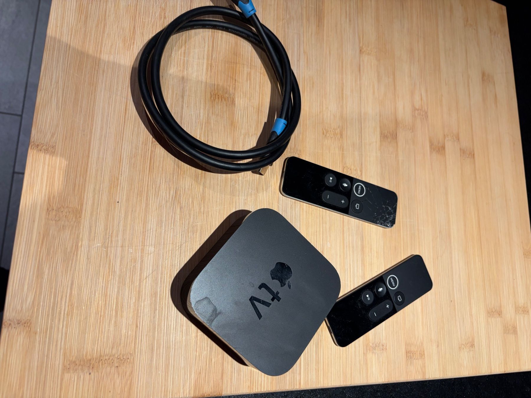 Apple Sistemi audio & multimediali: Apple TV Box HD ab 1.- – Usato da Uznach venduto da pegasus101