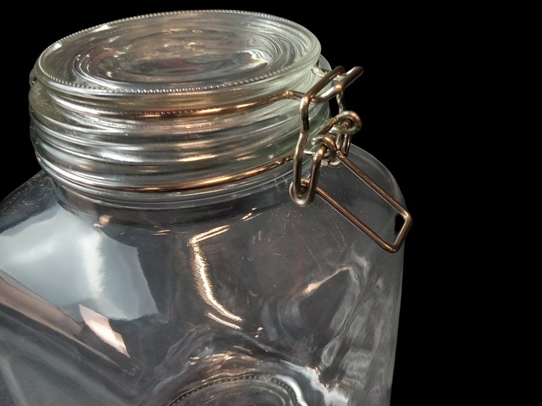 Contenitori & Simili: Glas mit Bügelverschluss – Usato da Hünenberg venduto da Restwert_Zug 4