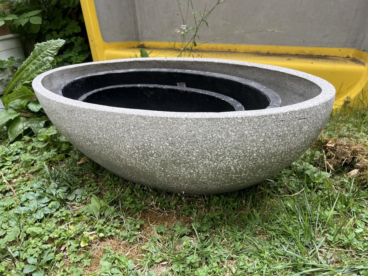 Blumentöpfe: Blumentopf Set oval Steinoptik 3 Stueck  – Gebraucht aus Tuggen von wir_pds8