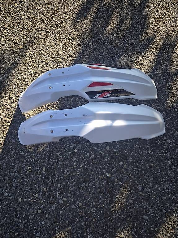 Alle Motorradersatzteile: Fantic xmf 125 4t Enduro Frontfender – Gebraucht aus Niederbuchsiten von Mahava 1