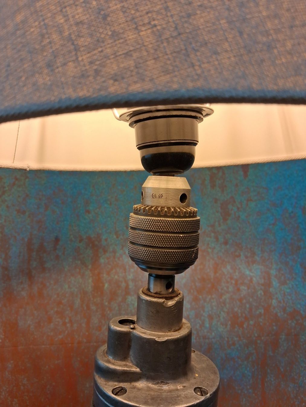 Lampen: Bohrmaschinen Lampe – Gebraucht aus Winterthur von lampenretter 1