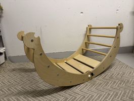 Neuwertiges Kletterdreieck/Bogen, Holz, guter Zustand