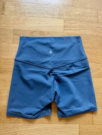LULULEMON Bike shorts Align 6