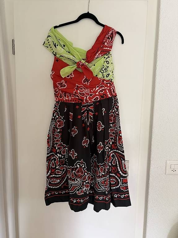 Vestiti: Moschino Designerkleid - Gr. 40 – Usato da Schliern b. Köniz venduto da tezi 1