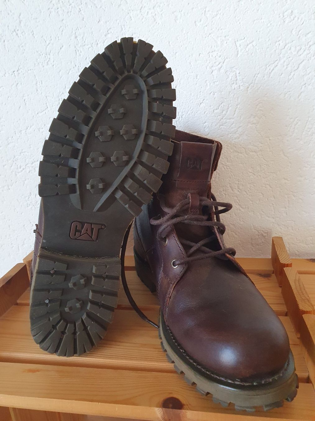 Caterpillar Scarpe da uomo: Chaussures en cuir CAT t.45 – Nuovo (secondo la descrizione) da Courroux venduto da sv235 1