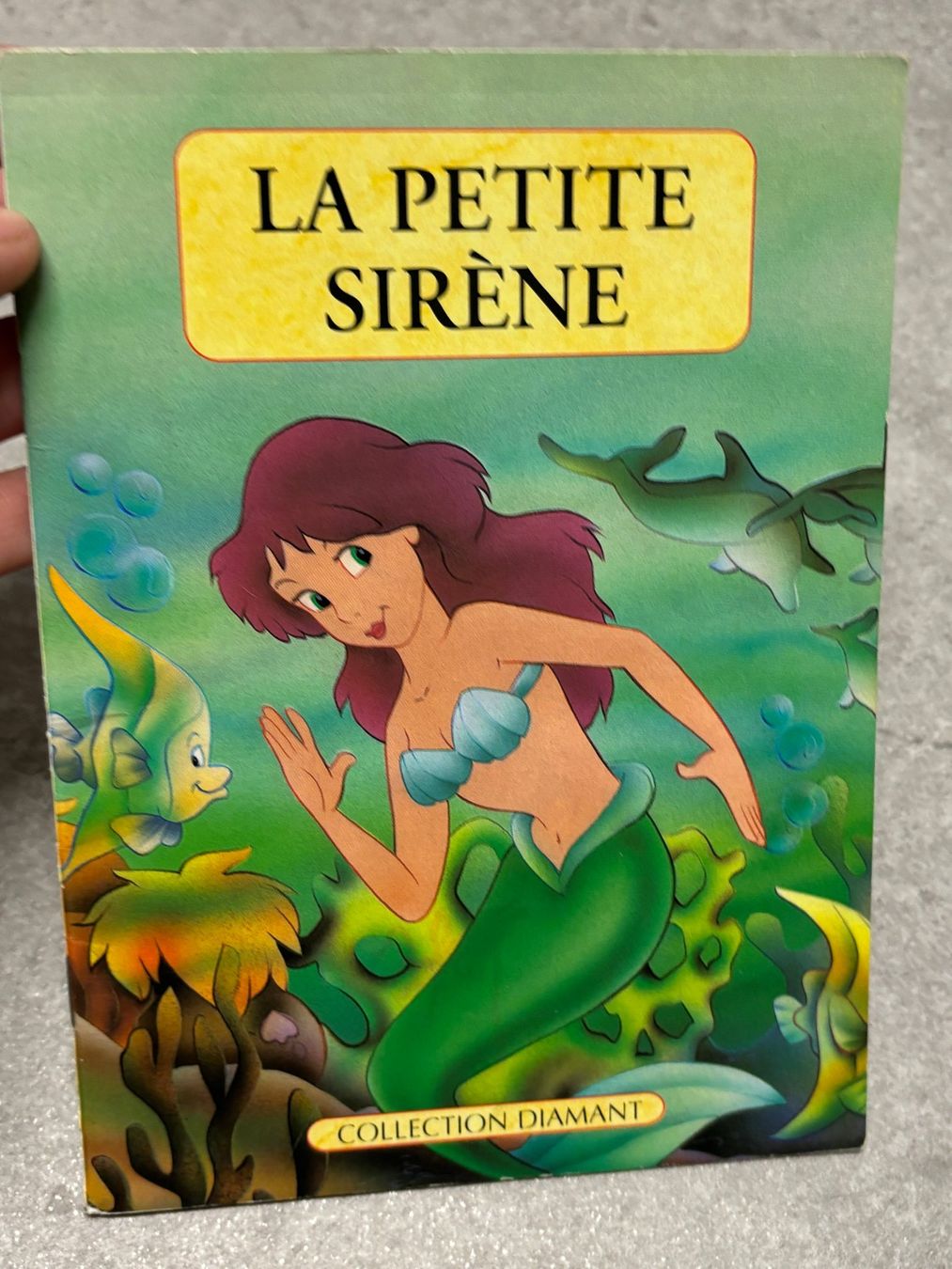 Bücher: Mini livre la petite sirèbe illustrée – Gebraucht aus Salvenach von gwenwywar