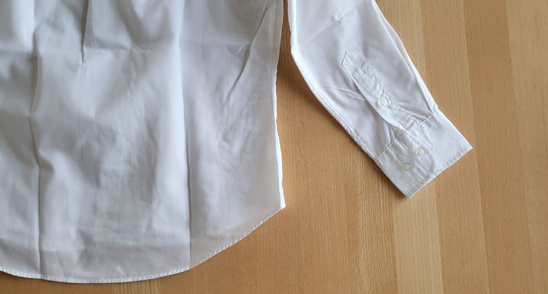 Camicie, T-shirt & Polo: Hemd Gr. 8 ( 122/128 ) – Usato da Dürrenäsch venduto da DanaW01 7