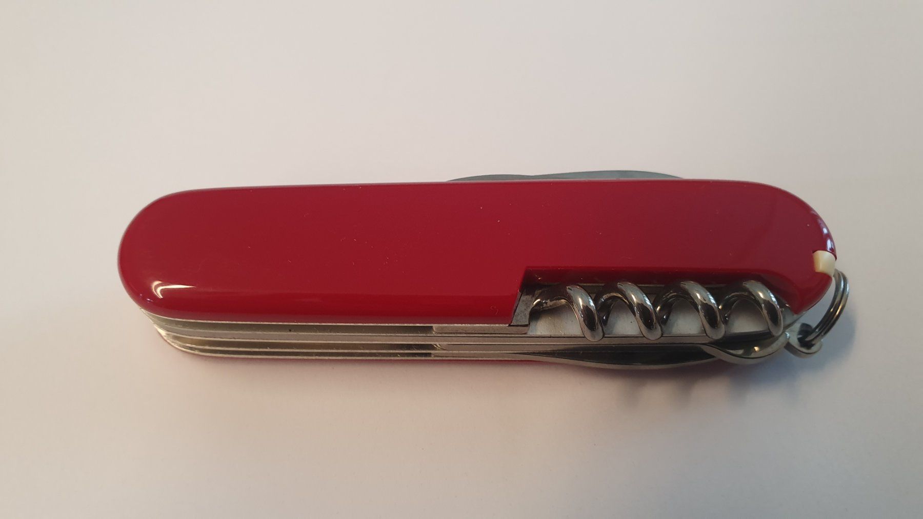 Victorinox Coltelli tascabile: 3 Victorinox Sackmesser mit Logo – Usato da Härkingen venduto da MarianneSi 1