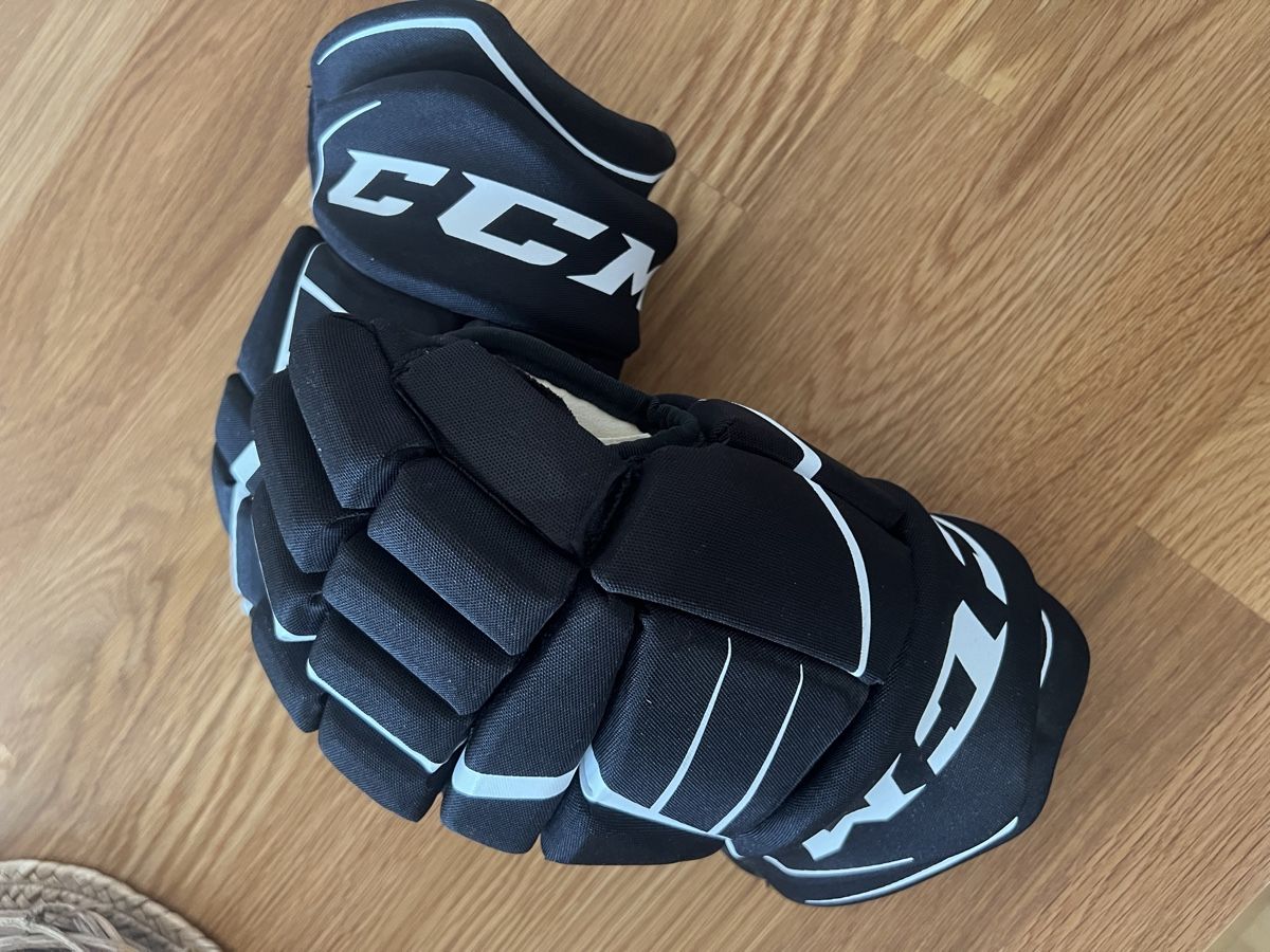 Ccm Altri accessori da uomo: CCM Eishockeyhandschuhe – Usato da Grenchen venduto da nic_87y9