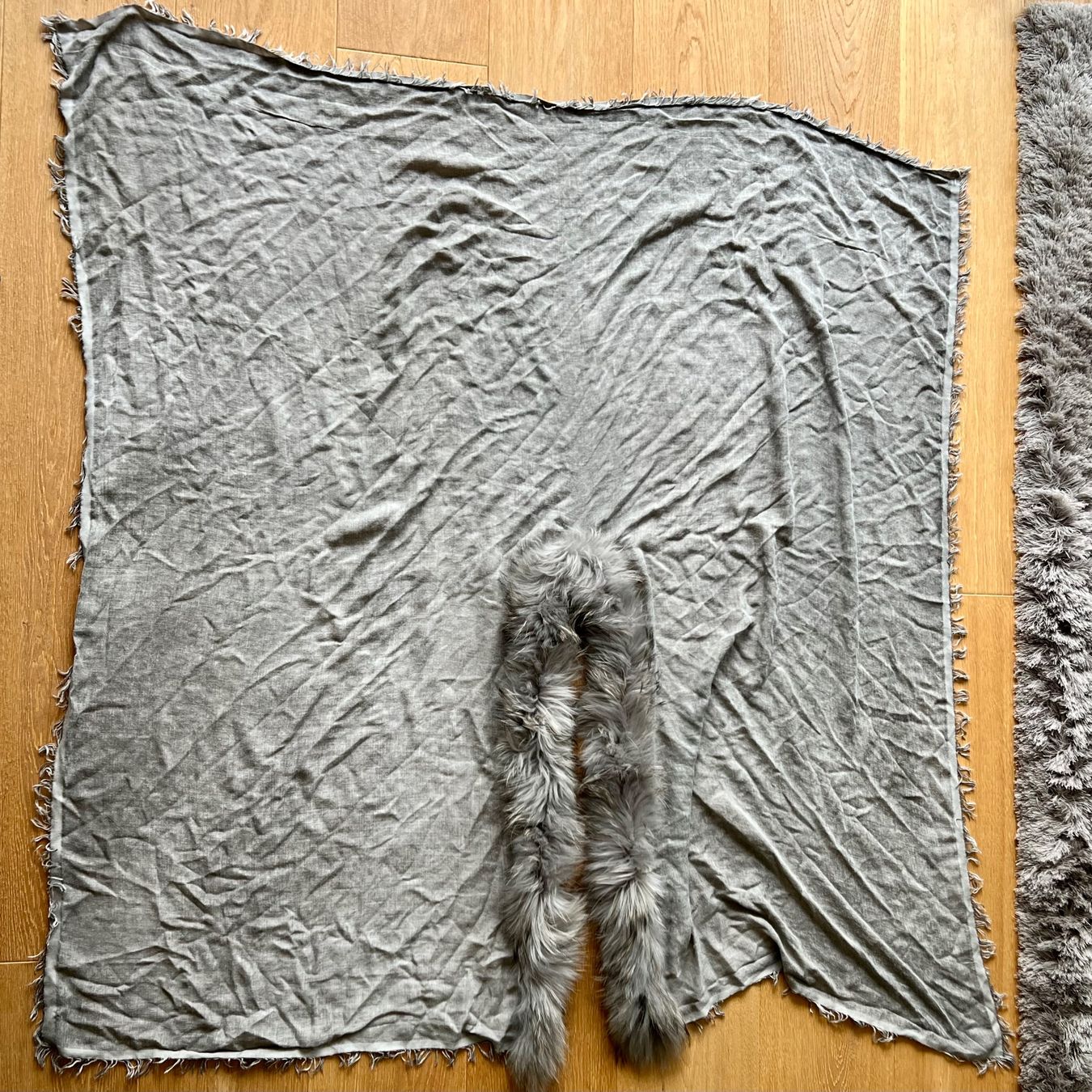 Annette Görtz Foulard & Sciarpe: Schal Echtpelz von ANNETTE GÖRTZ – Usato da Baden venduto da anja.vanessa 2