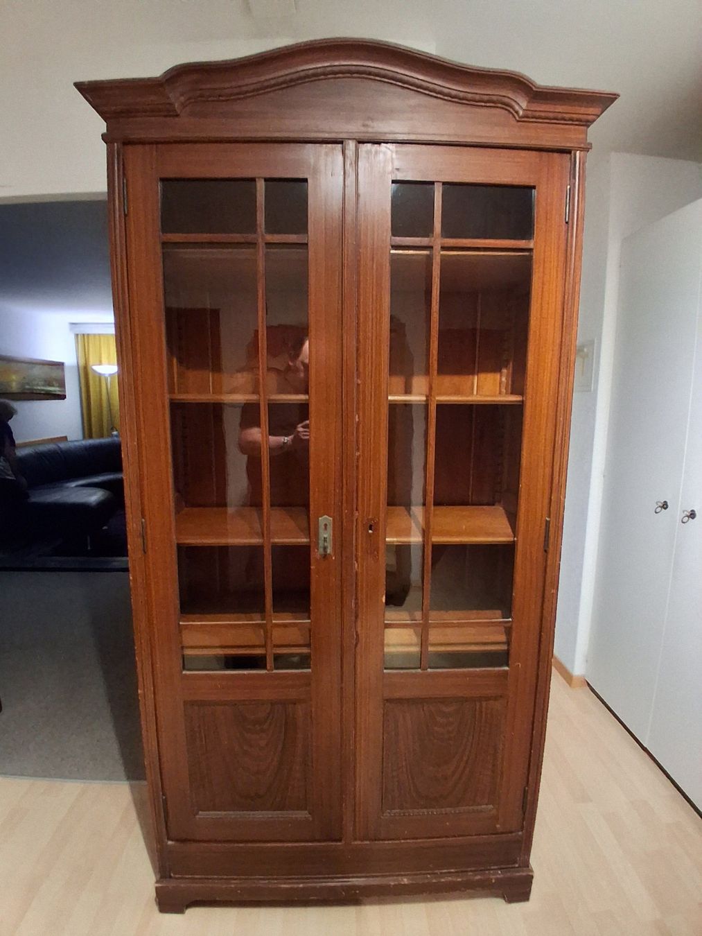 Armadi: Bücherschrank antik – Usato da Biberist venduto da Vinylaudio