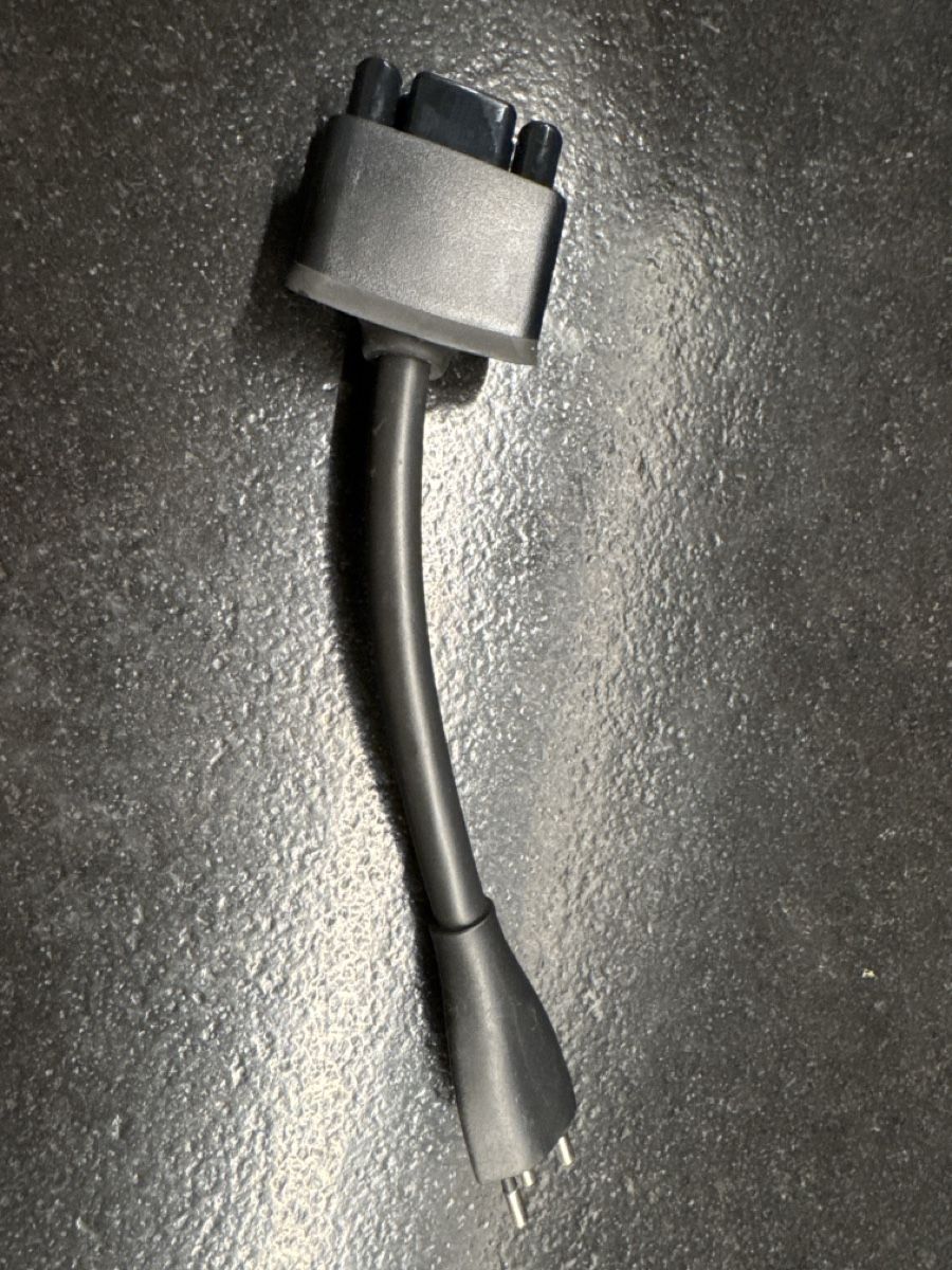 Lecteurs & Adaptateurs: Tesla Schweiz-Adapter CH – Neuf (Voir description) à Gossau ZH par che_q7f9 2