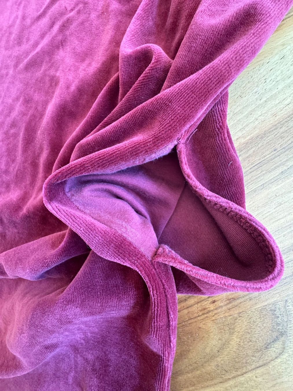 Gudrun Sjöden Vestiti: Gudrun Sjöden mega tolles weinrotes Samtkleid Gr. S – Usato da Meiringen venduto da snahhanssnah 3