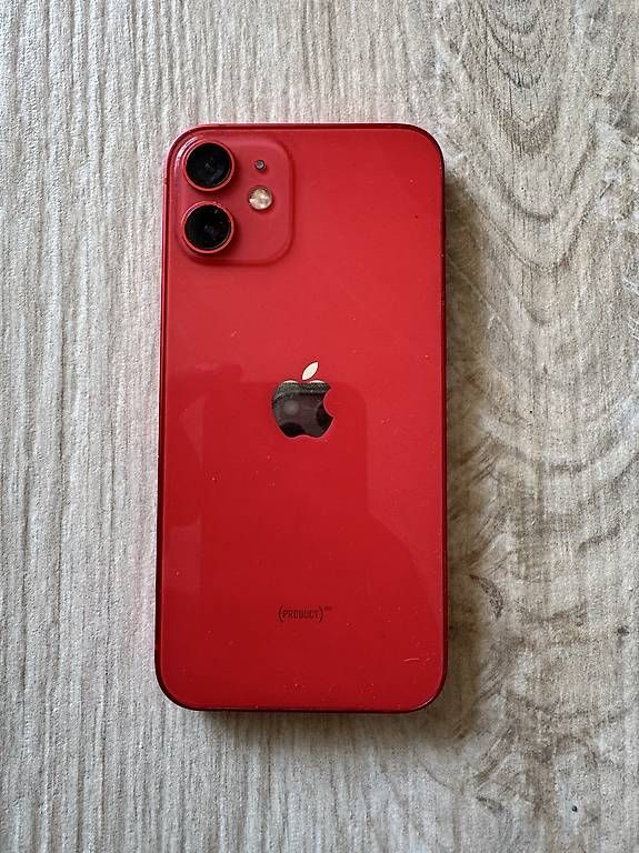 Handys / Smartphones: Apple iPhone 12 mini - 64GB rouge – Gebraucht aus Bussigny von Littlefrenchy1 2