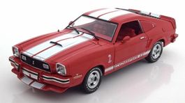 Ford Mustang II King Cobra 1978 rot / weiss     1:18