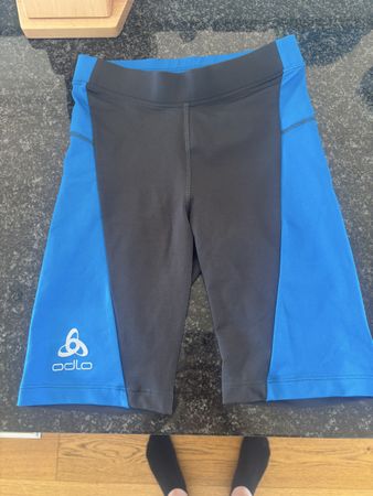 Odlo Laufhose kurz blau/grau Grösse S