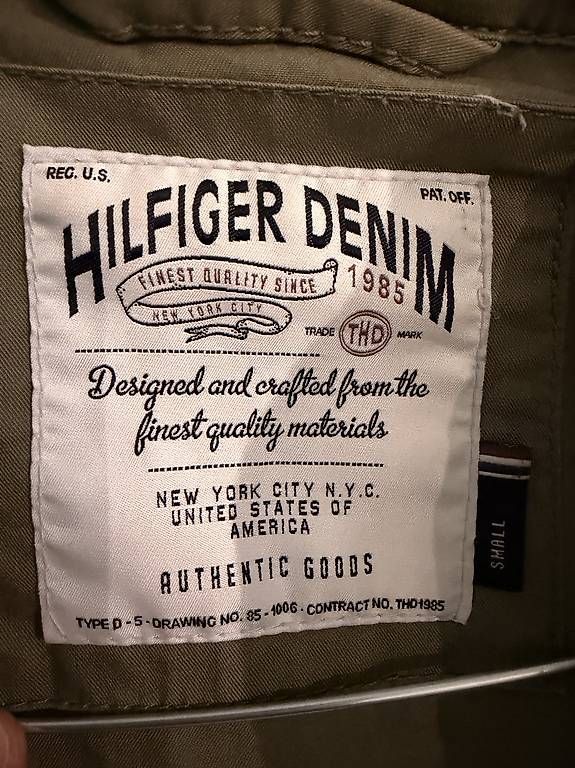 Giacche: Parka Jacke Tommy Hilfiger – Usato da Adligenswil venduto da TST04 2