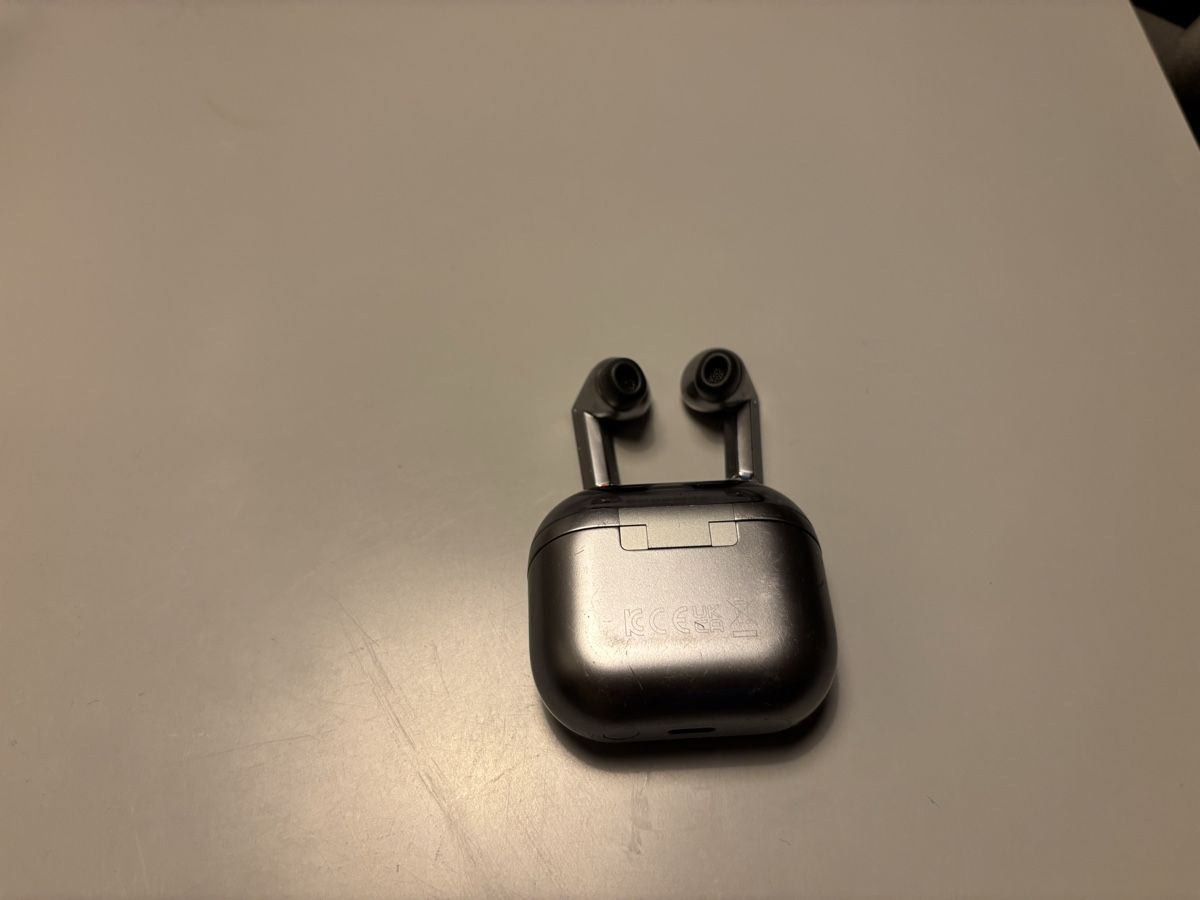 Samsung Casques audio: Samsung Galaxy Buds3 Pro mit Ladecase – D'occasion à Zürich par david-17 3