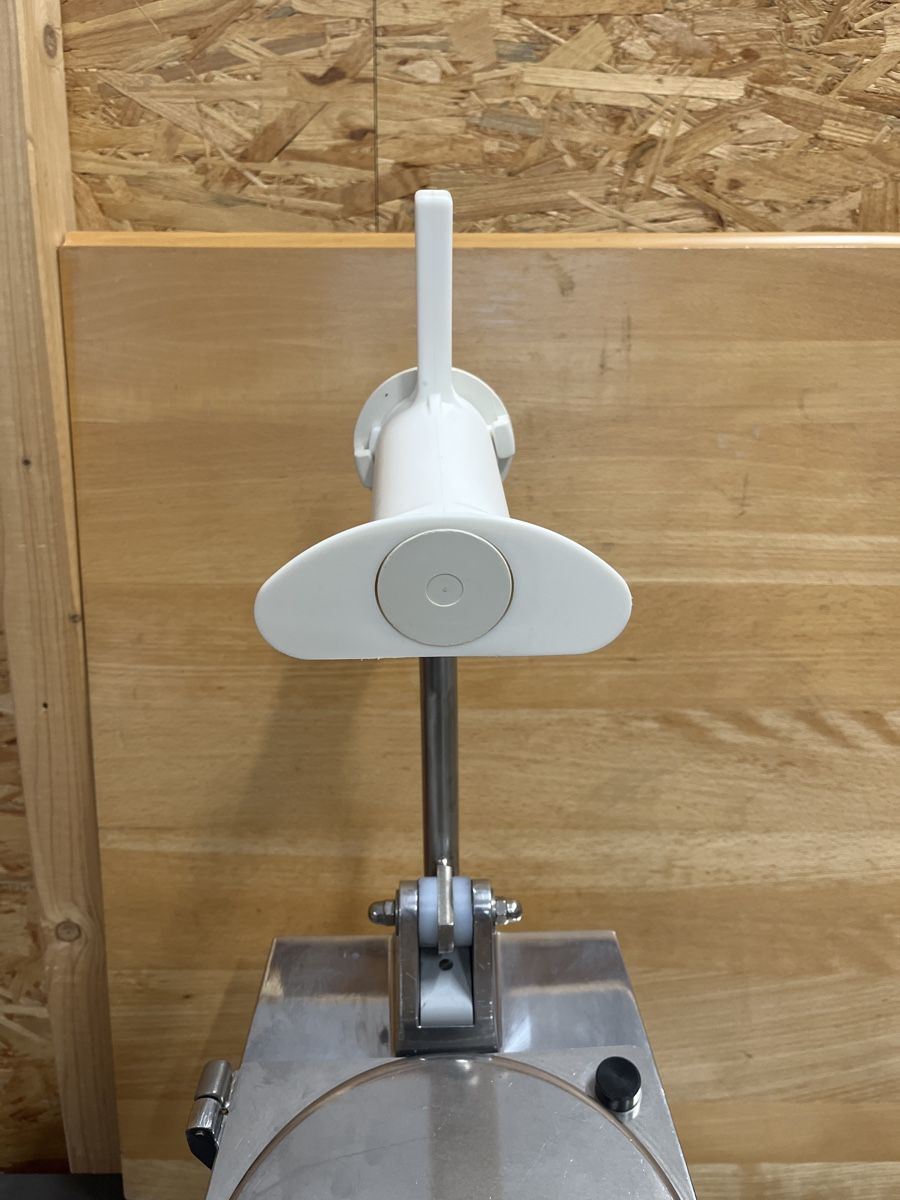 Bartscher Appareils de cuisine: Gemüseschneider Bartscher GMS601 inkl.5 Scheiben – D'occasion à Dittingen par Cervolino77 2